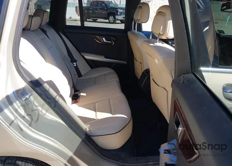 2012 Mercedes-Benz Glk 350 4Matic z USA, uszkodzony, nr VIN WDCGG8HB4CF883837